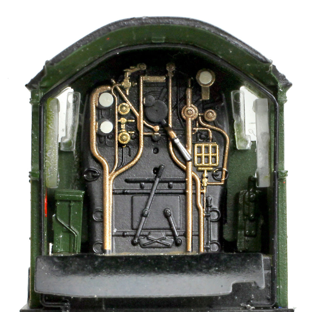 Graham Farish 372-035 - GWR 4073 'Castle' 4082 'Windsor Castle' GWR Lined Green (Shirtbutton)