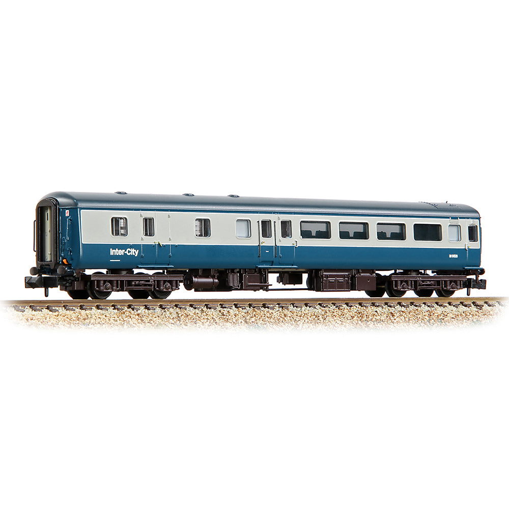 Graham Farish 374-690A - BR Mk2F BSO Brake Second Open Coach BR Blue & Grey 'Inter-City'