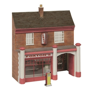 Bachmann 44-0223R - Low Relief Town Garage and Sales Red