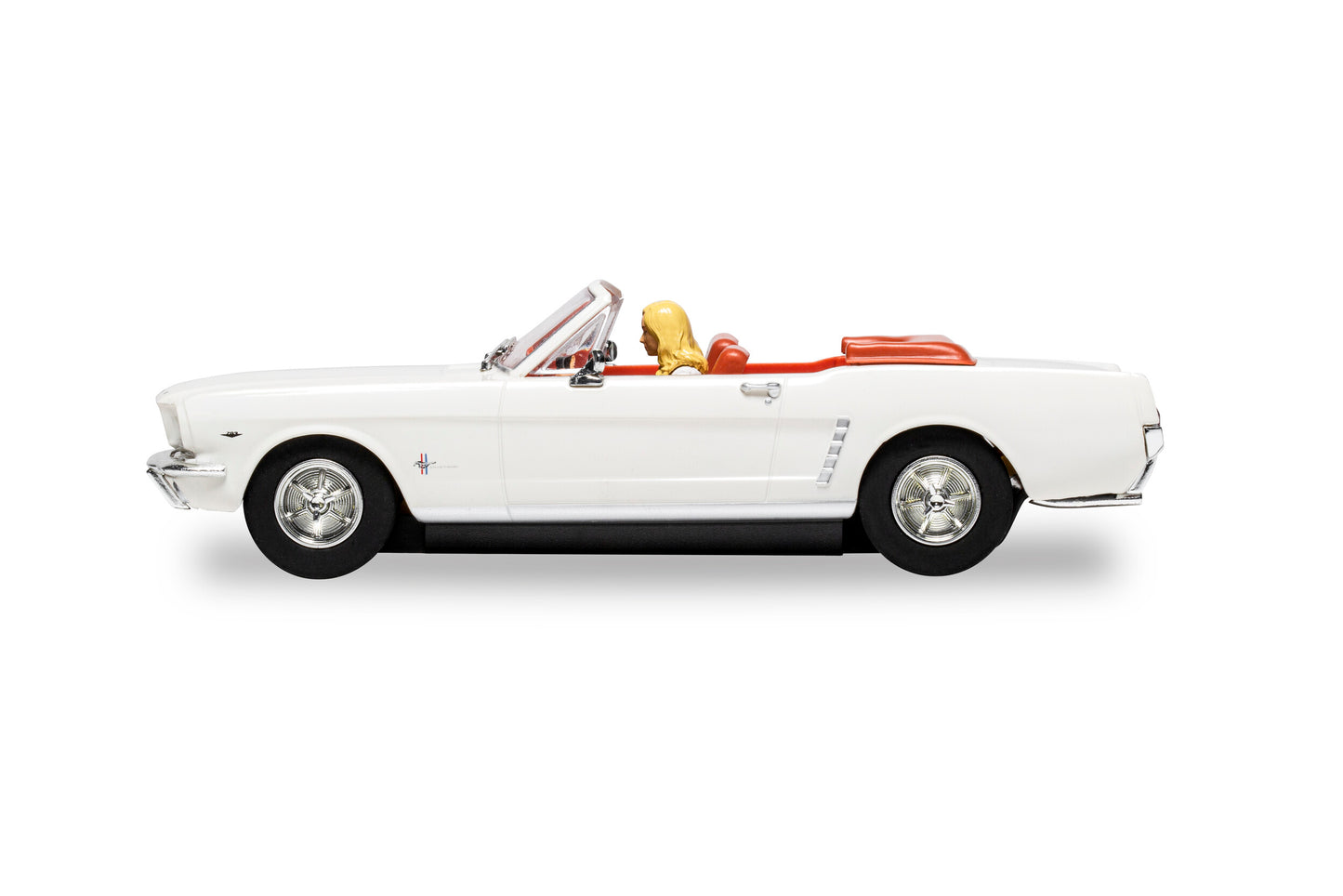 Scalextric C4404 - James Bond Ford Mustang - Goldfinger