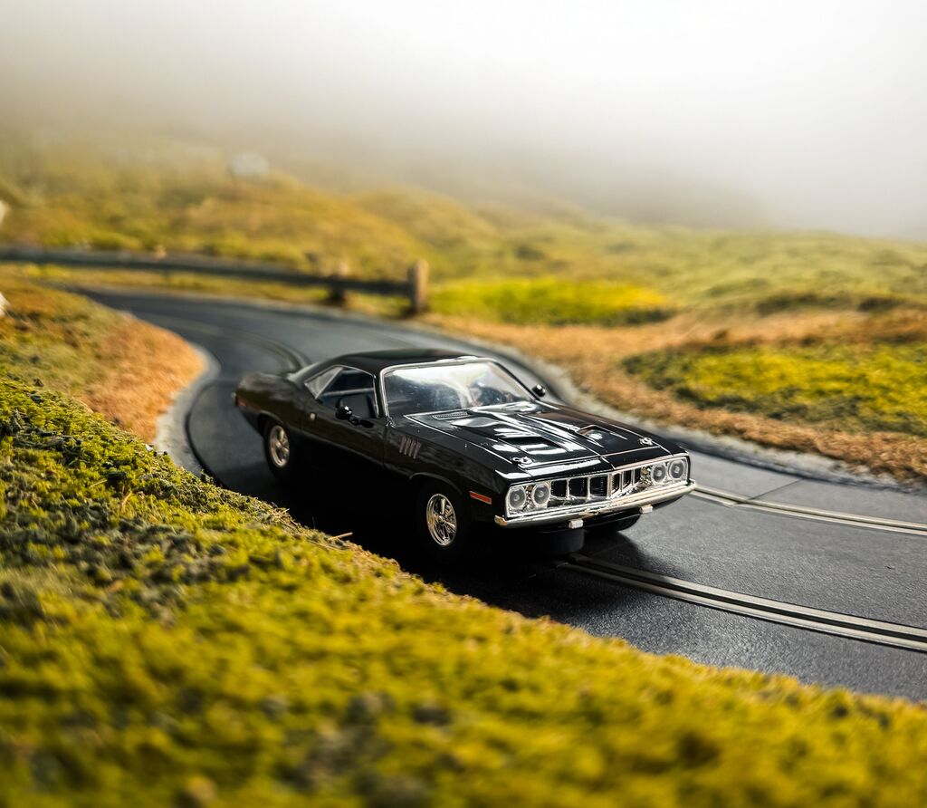Scalextric C4595 - Plymouth Barracuda - John Wick Chapter 4