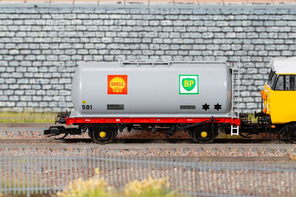 Hornby TT6034 - Shell BP - TTA 35T - '501' Tank Wagon