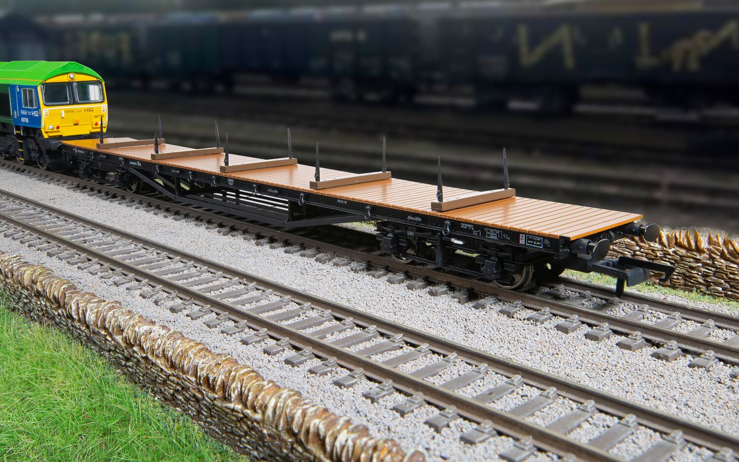 Hornby R60203 - BR, YMO 'Salmon' Bogie Wagon
