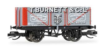 Hornby TT6041 - T.Burnett - 7 Plank Wagon