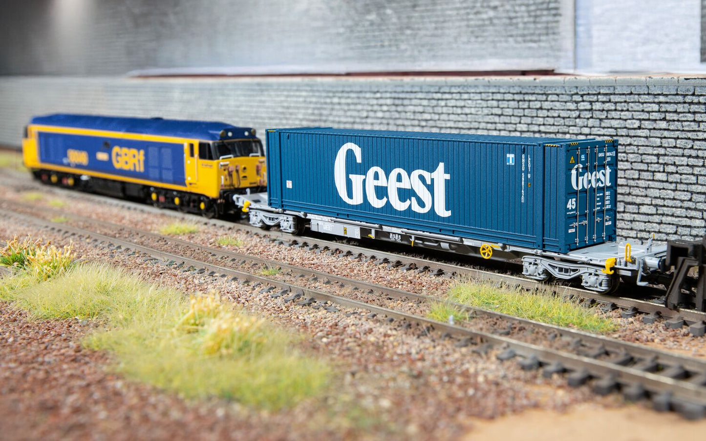 Hornby TT6033 - TOUAX - 'GEEST' 45ft Container - Sffgmss IFA Wagon
