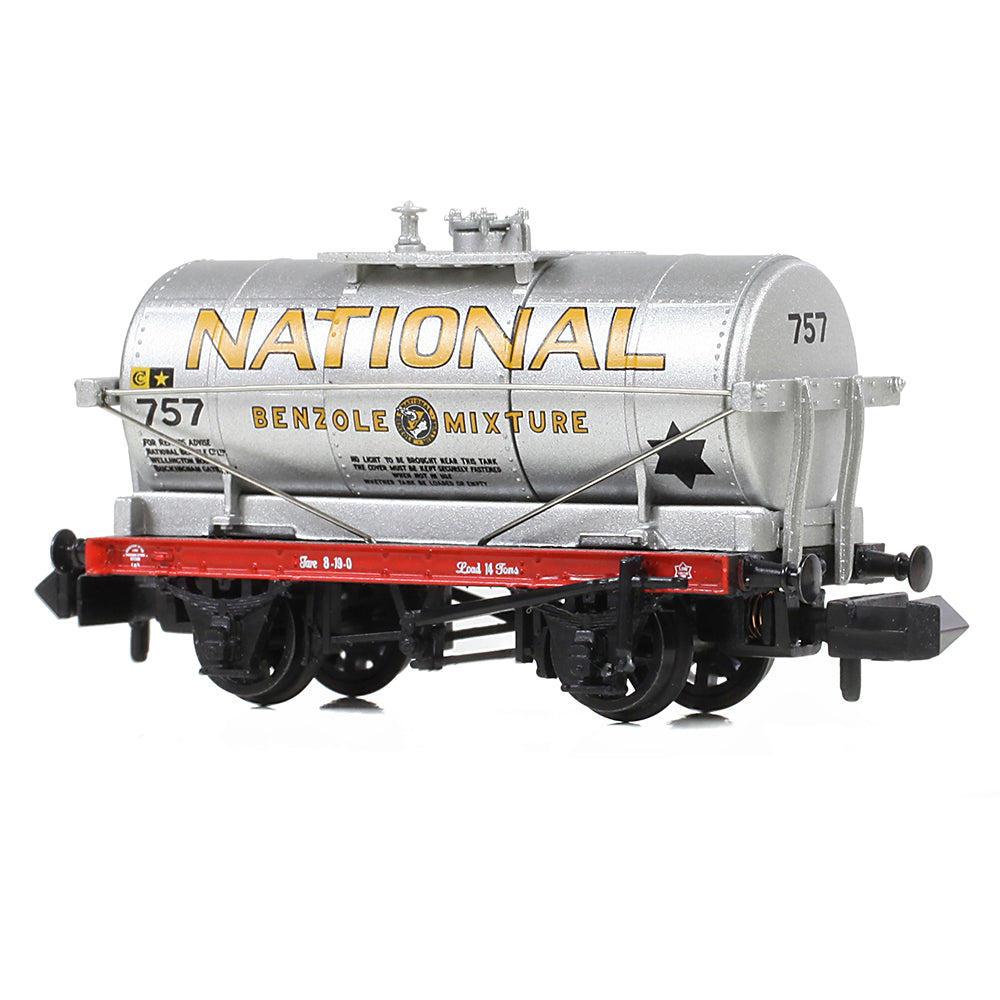 Graham Farish 373-650B - 14 Ton Tank Wagon 'National Benzole' Silver