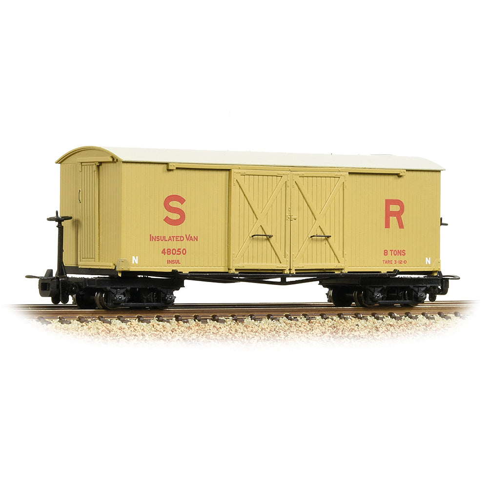 Bachmann Narrow Gauge 393-030 Bogie Covered Goods Wagon SR Insulated.
