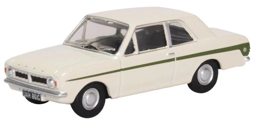 Oxford Diecast 76COR2008 - Ford Cortina Mk 2 Ermine White/Sherwood Green