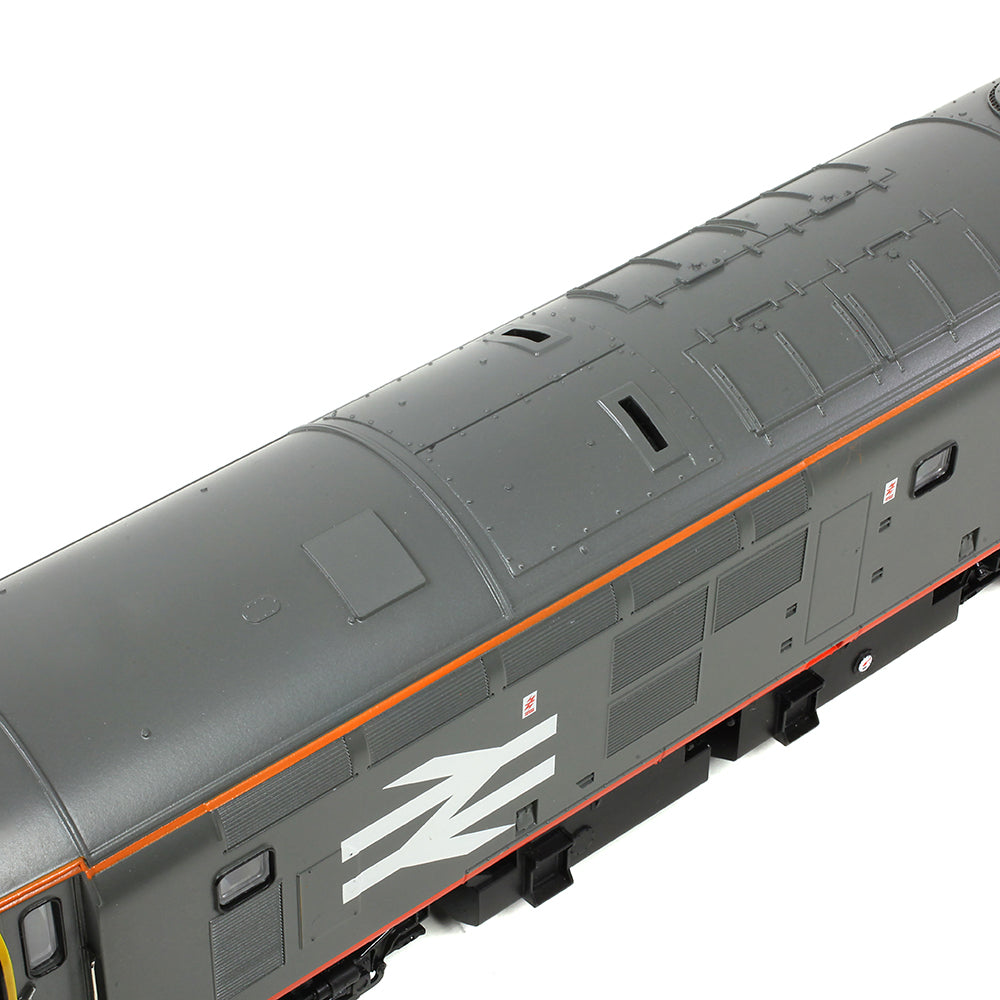Bachmann 35-305 - Class 37/0 37371 BR Railfreight (Red Stripe) - PRE OWNED