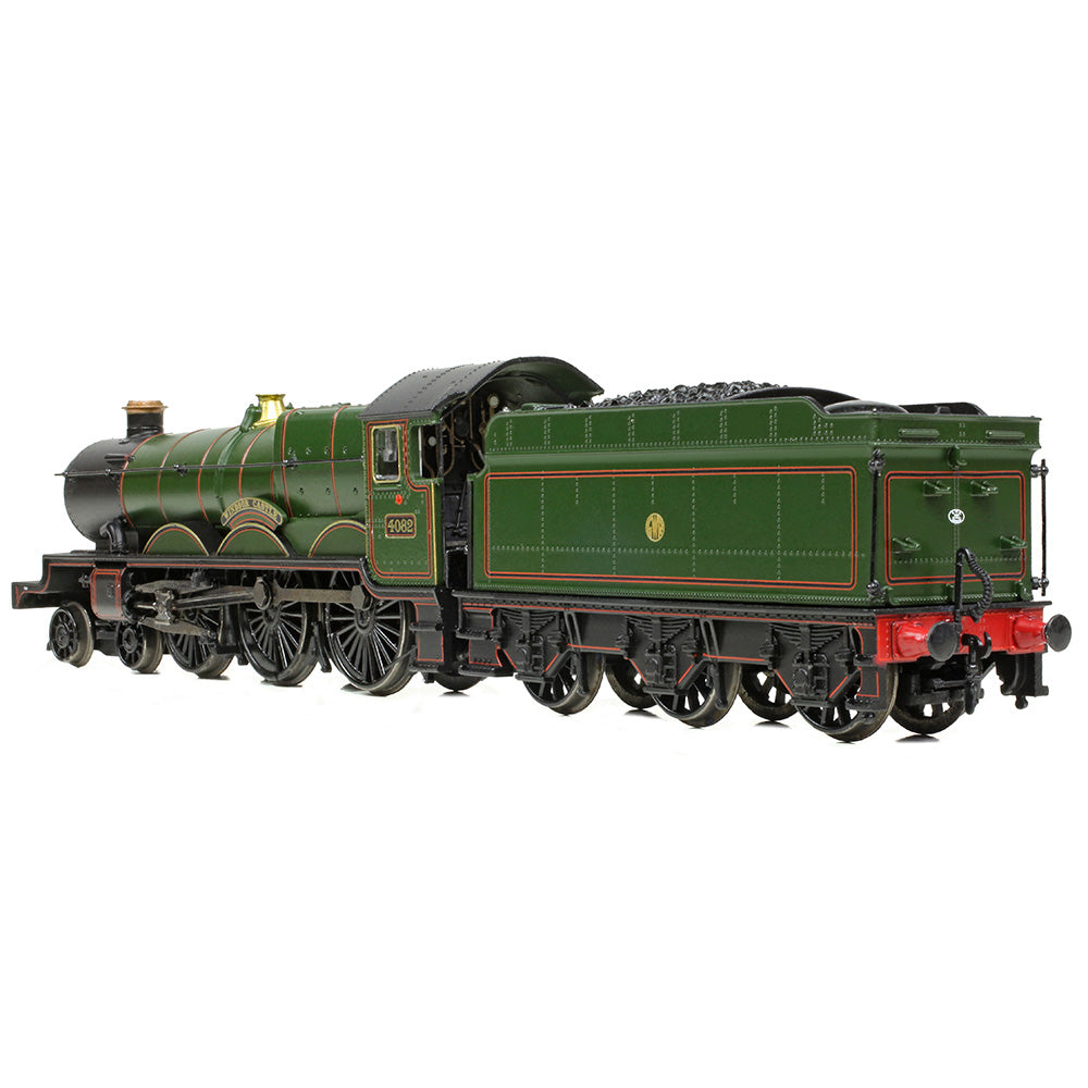 Graham Farish 372-035 - GWR 4073 'Castle' 4082 'Windsor Castle' GWR Lined Green (Shirtbutton)