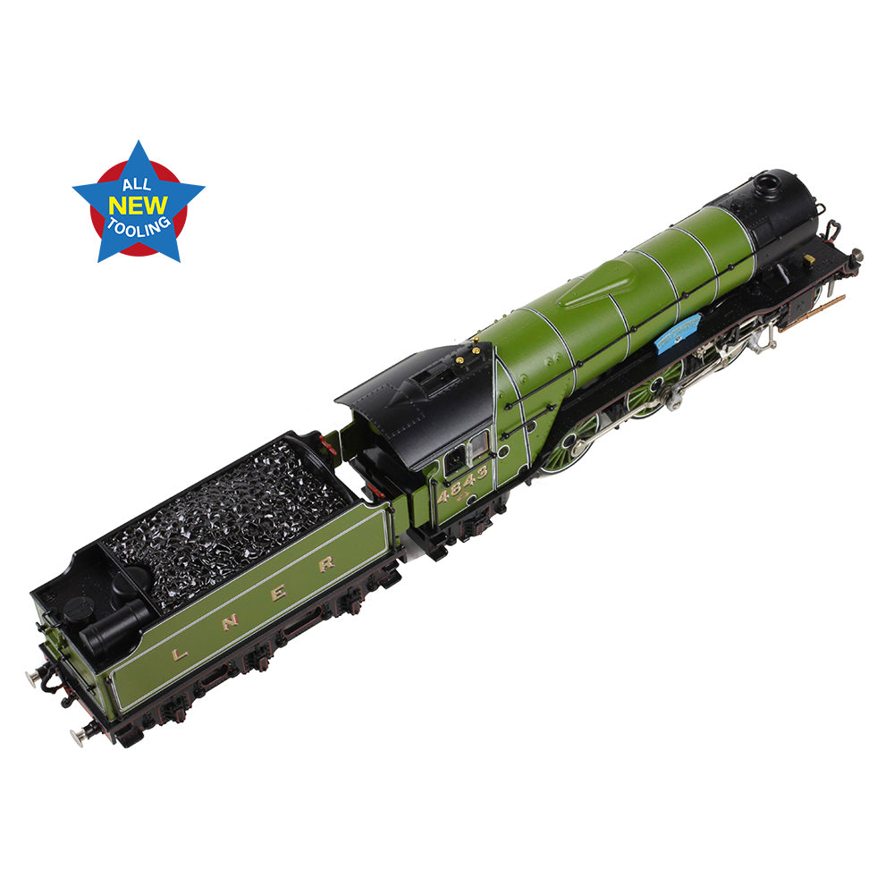 Graham Farish 372-611 - LNER V2 4843 'Kings Own Yorkshire Light Infantry' LNER Lined Green