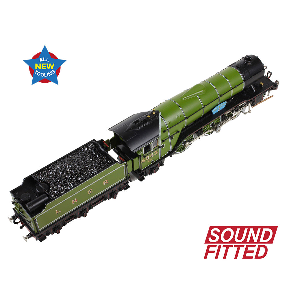 Graham Farish 372-611SF - LNER V2 4843 'Kings Own Yorkshire Light Infantry' LNER Lined Green (Sound Fitted)