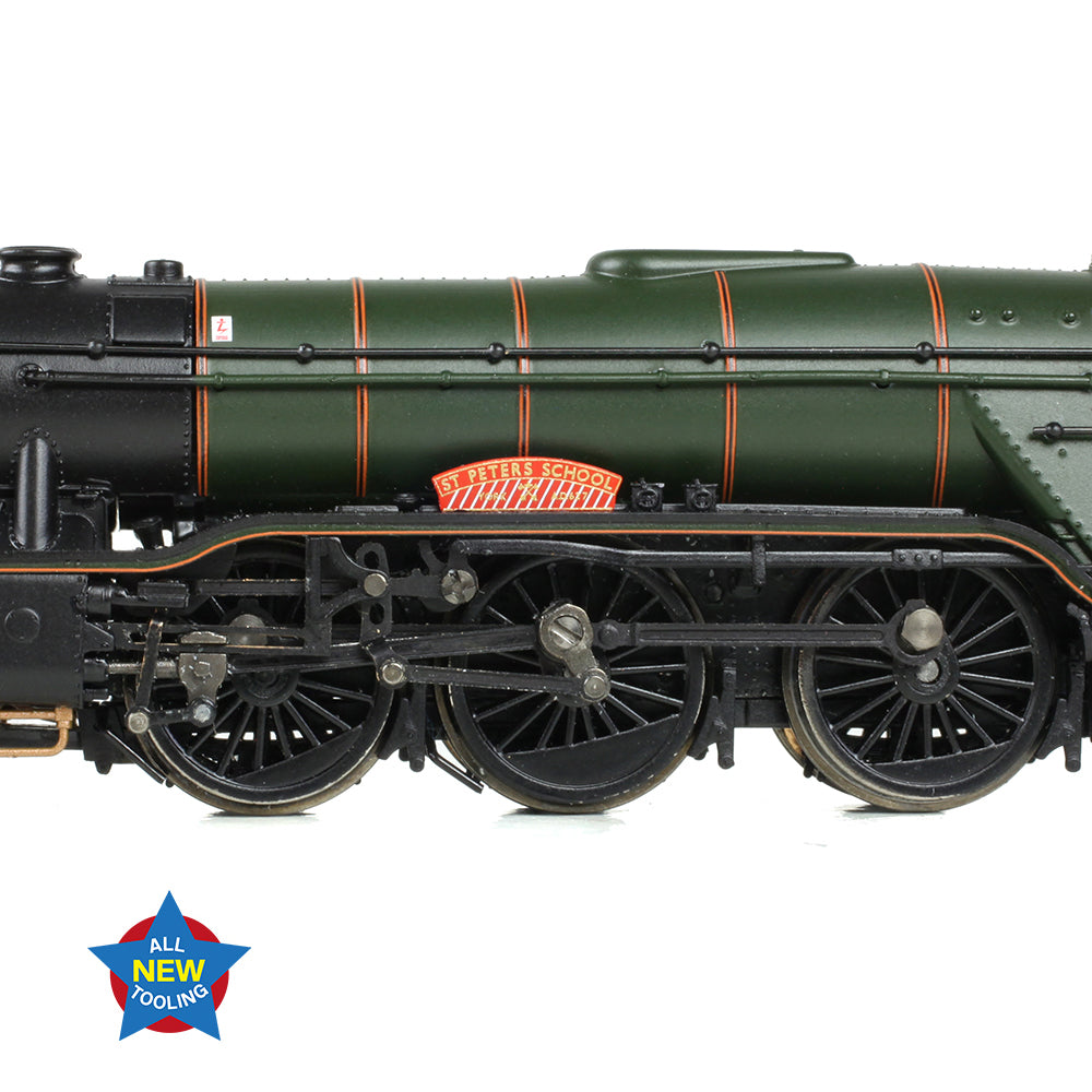 Graham Farish 372-614 - LNER V2 60847 'St Peter's School' BR Lined Green (Late Crest)