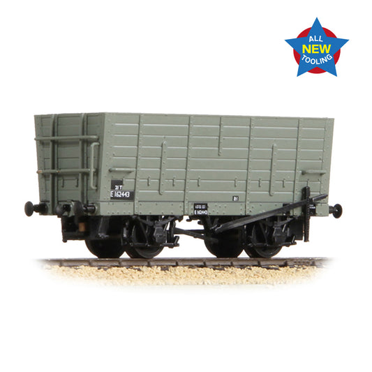 Graham Farish 373-377 - LNER D12 Coal Hopper BR Grey