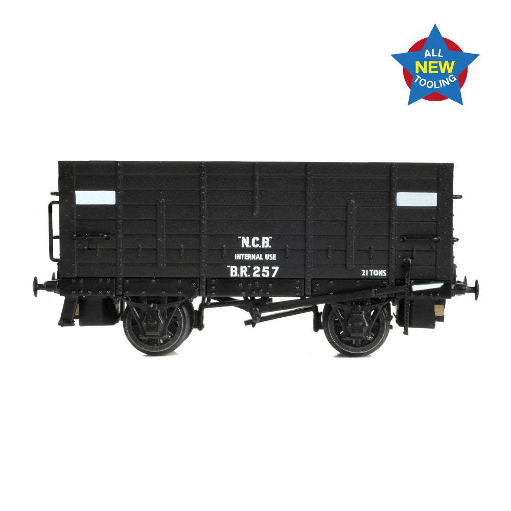 Graham Farish 373-378 - NER P7 Coal Hopper NCB Black