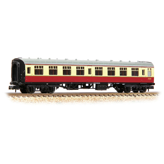 Graham Farish 374-060F - BR Mk1 SK Second Corridor BR Crimson & Cream