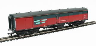 Bachmann 39-201 - BR MK1 Full Brake Super BG Royal Mail