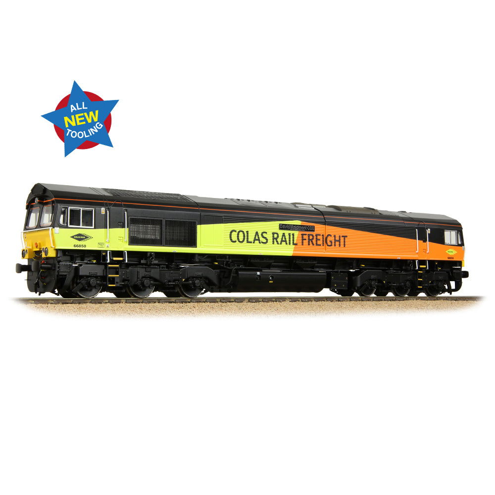 Bachmann 50-004A - Class 66/8 66850 'David Maidment OBE' Colas Rail Freight