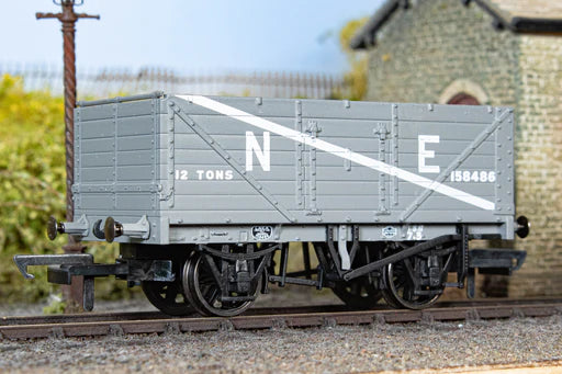 Oxford Rail 76MW7037 - 7 Plank Mineral Wagon NE 158646