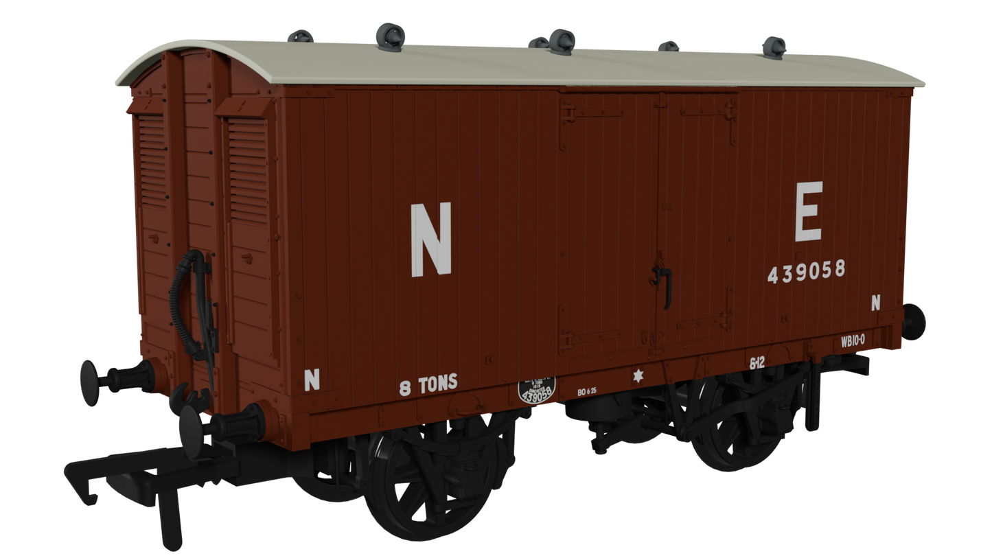 Rapido Trains UK 930008 - GNR 8 Ton Van – NE (Large Letters) No.439058