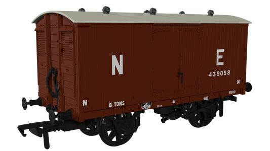 Rapido Trains UK 930008 - GNR 8 Ton Van – NE (Large Letters) No.439058