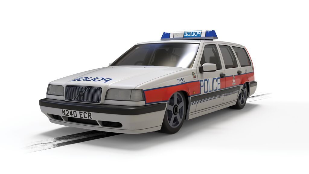 Scalextric C4627 - Volvo 850 Estate - Police Edition