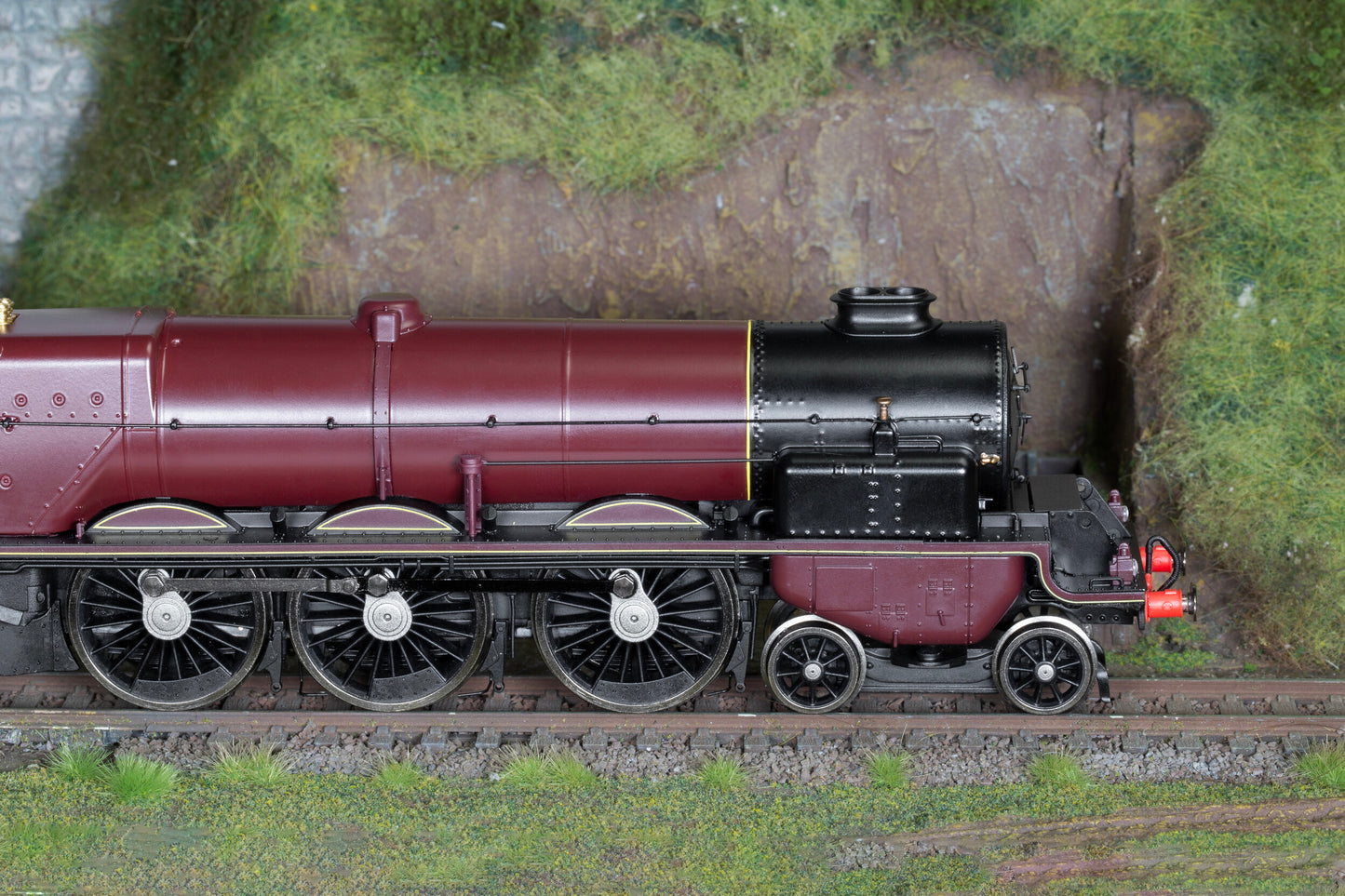 Hornby R30134 - LMS Princess Royal Class 'The Turbomotive' 4-6-2 No.6202