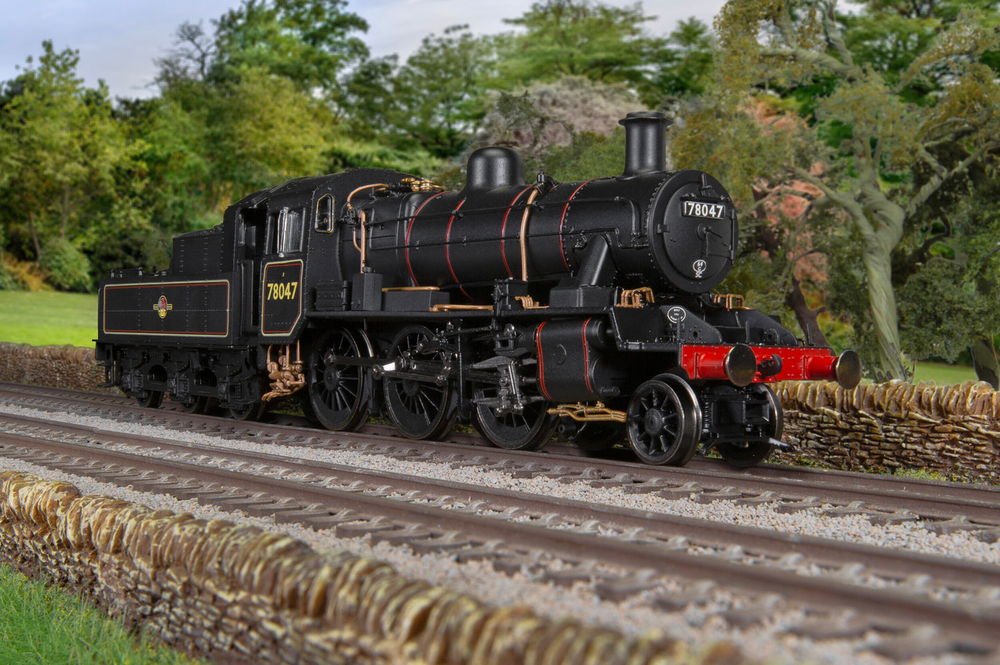 Hornby R3836 - Late BR Standard 2MT 2-6-0 No. 78047