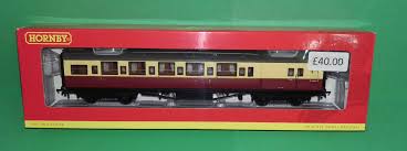 Hornby R4348B - BR Maunsell Brake Composite Coach 'S 6644 S'