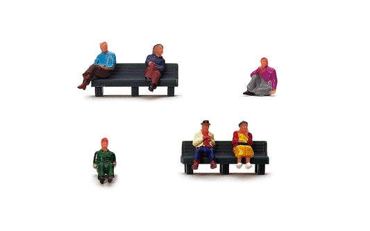 Hornby R71119 - People Sitting