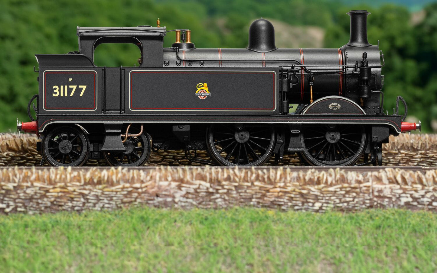 Hornby R3731 - Early BR Wainwright H Class No.31177