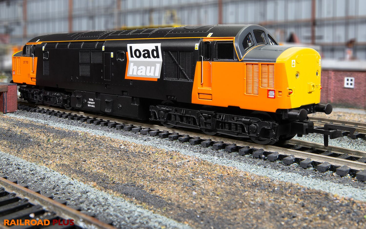 Hornby R30188 - Loadhaul Class 37 No. 37710