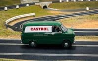 Scalextric C4648 - Ford Transit Mk1 - Castrol