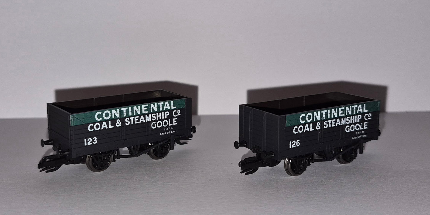 Peco TTC024 - TT:120 7 Plank Open Wagon, Continental Coal & Steamship Co., Twin Pack - Grandad's Train Shop Special Edition