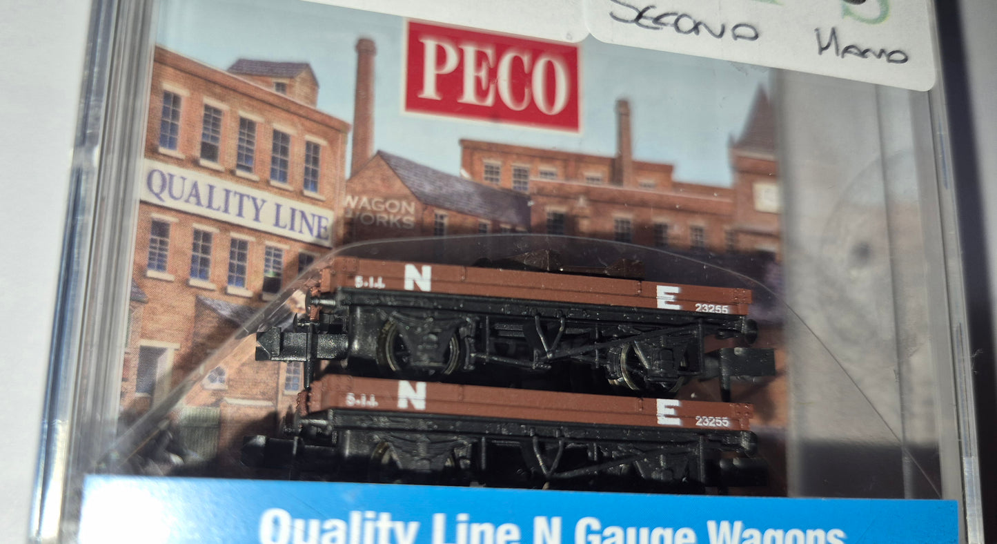 Peco NR-39E - Bolster Wagon (Pair) (PRE OWNED)