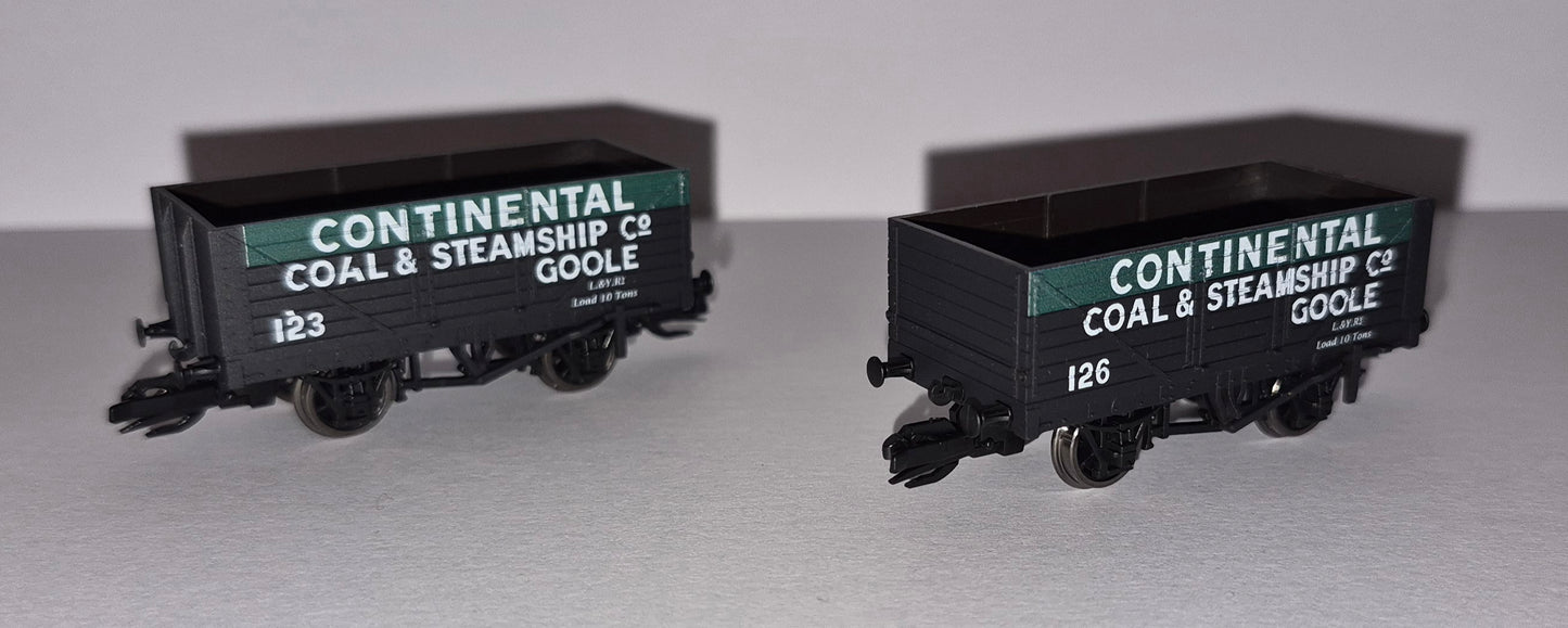 Peco TTC024 - TT:120 7 Plank Open Wagon, Continental Coal & Steamship Co., Twin Pack - Grandad's Train Shop Special Edition