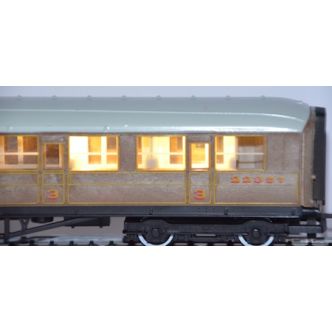 Train Tech CN2 - Automatic Coach Lighting Warm White/Standard
