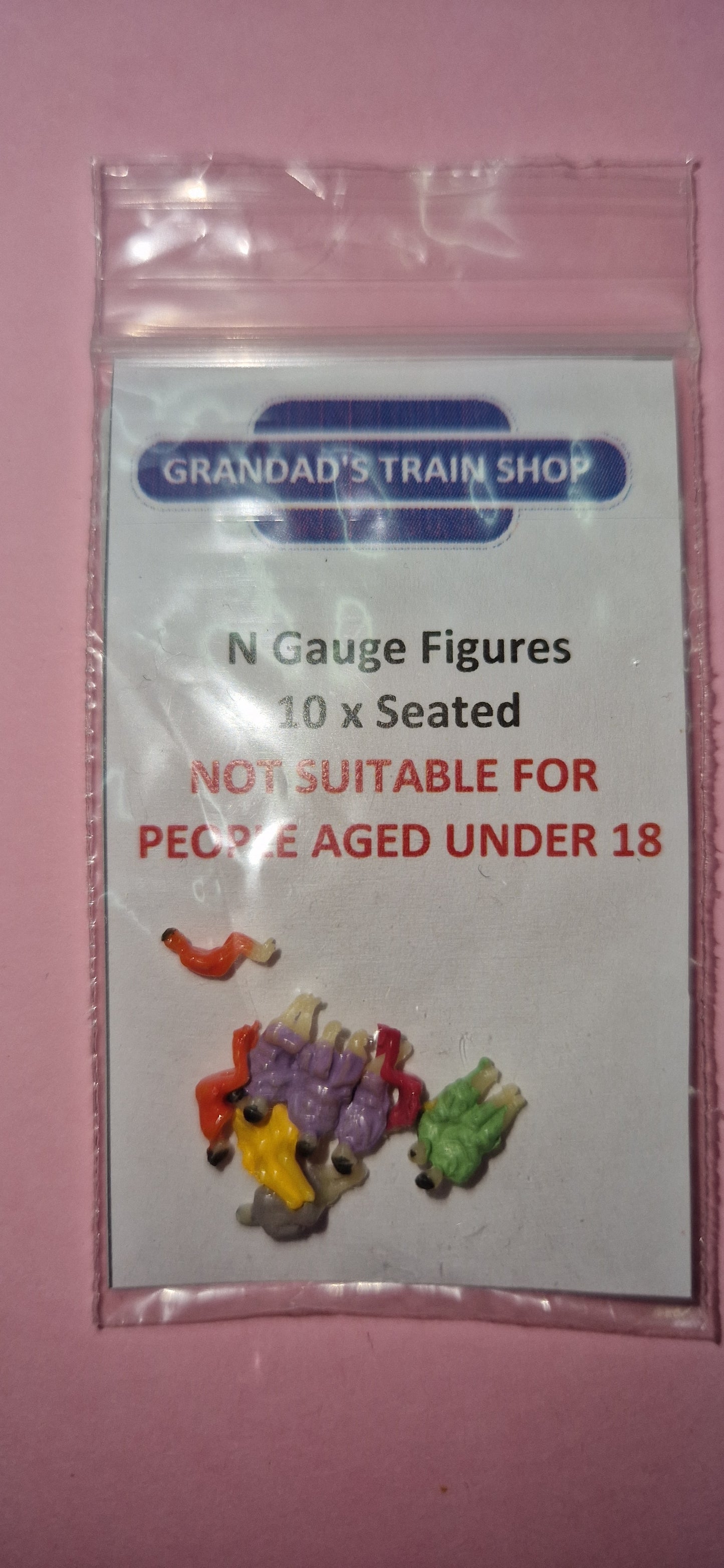 N Gauge Seated figures (Bag of 10)