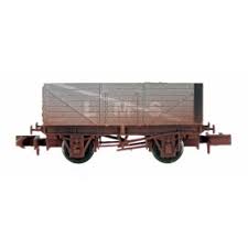 Dapol 2F-071-051 - LMS 302085 7 Plank Wagon (Weathered)