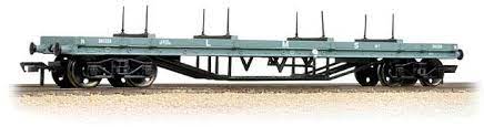 Bachmann 33-857A - 30 Ton Bogie Bolster Wagon LMS Grey