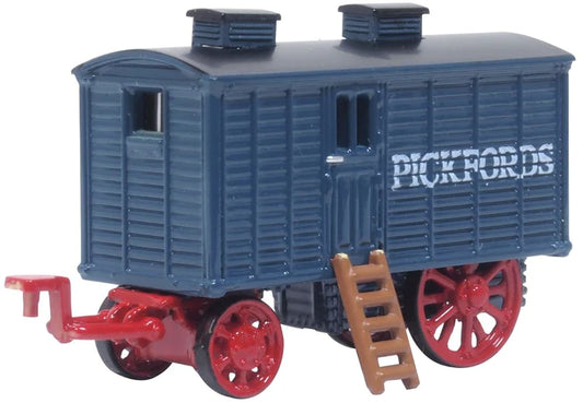 Oxford Diecast NLW002 - Living Wagon Pickfords