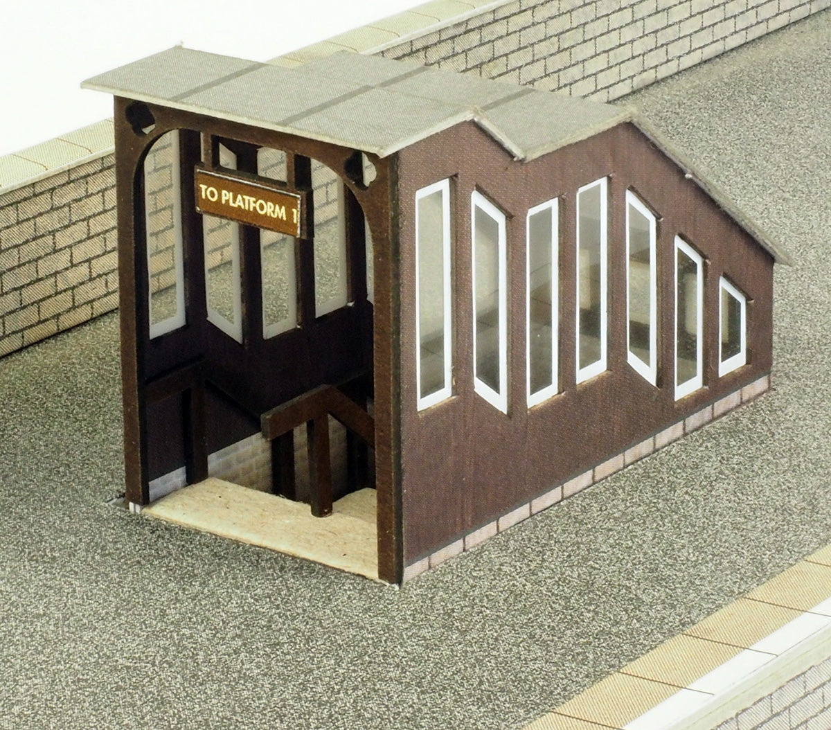 Metcalfe PO400 - Platform Underpass