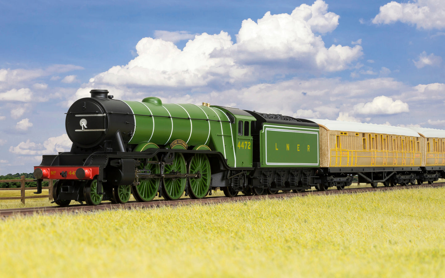 Hornby R1255M - The Flying Scotsman Train Set