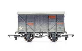 Hornby R6925TTS - BR 10T Vent Van Heavily Weathered (with SOUND)